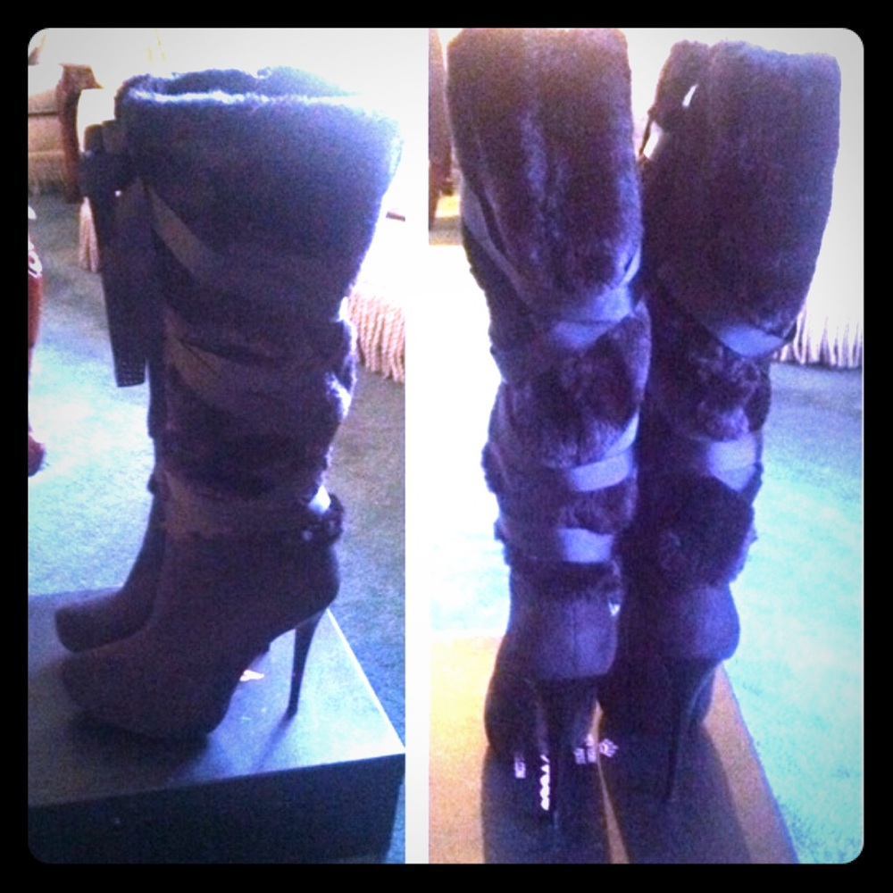 Super sexy Faux fur suede boots